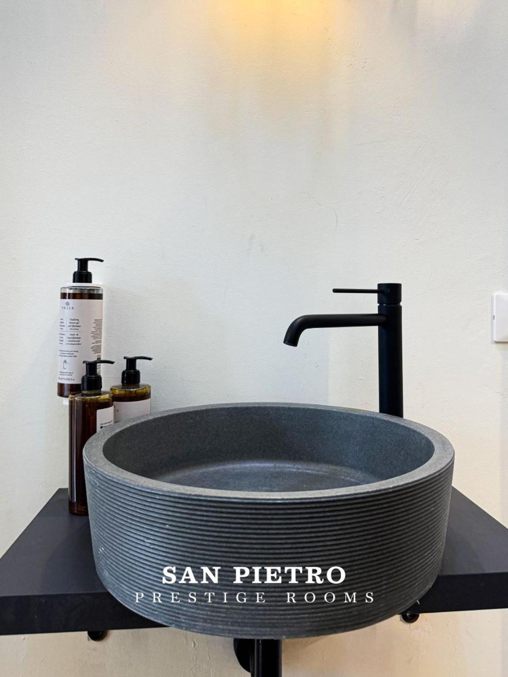 San Pietro Prestige Rooms Rom Exterior foto